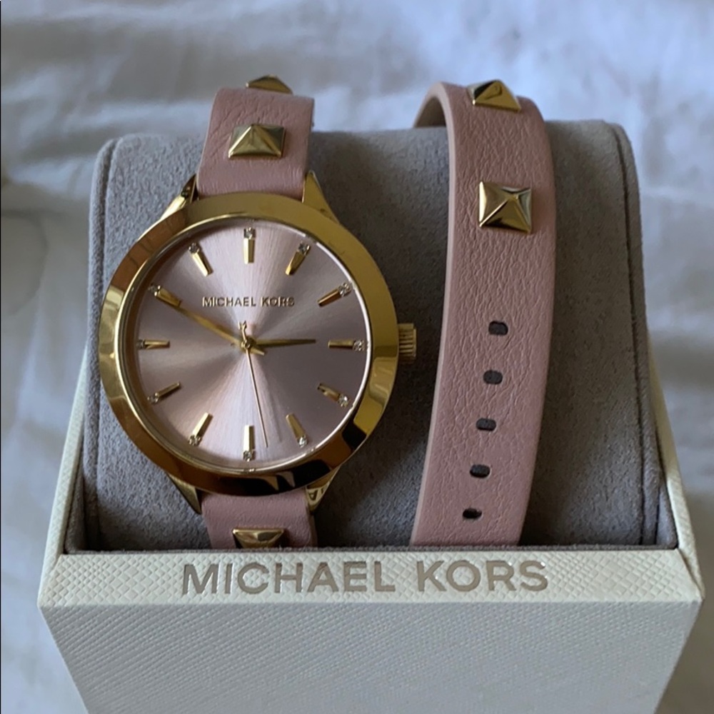 Watch - Picture 2 of 2